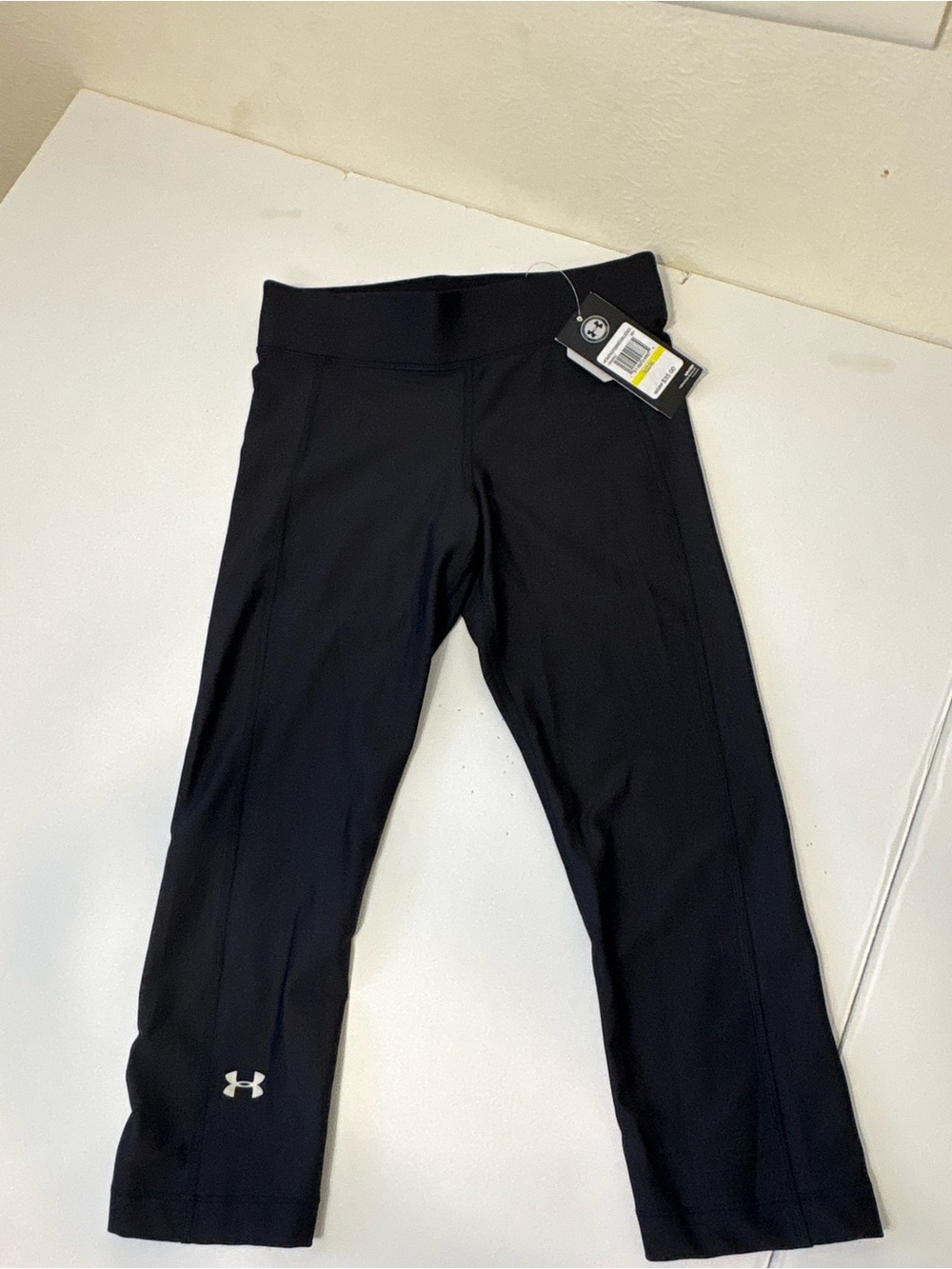 Under Armour Black Women's Performance Crop Leggings